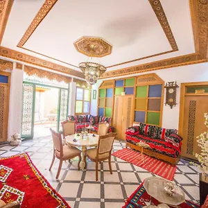 riad-dar-mahrez.hotelfesmorocco.com/